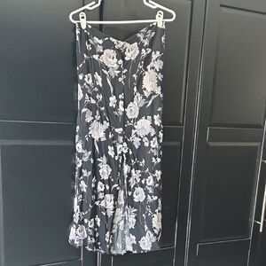 Wild Fable Black and White Floral Skirt